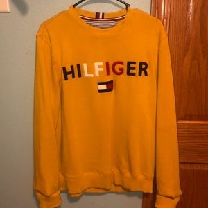 Tommy Hilfiger Casual Yellow Crew Neck